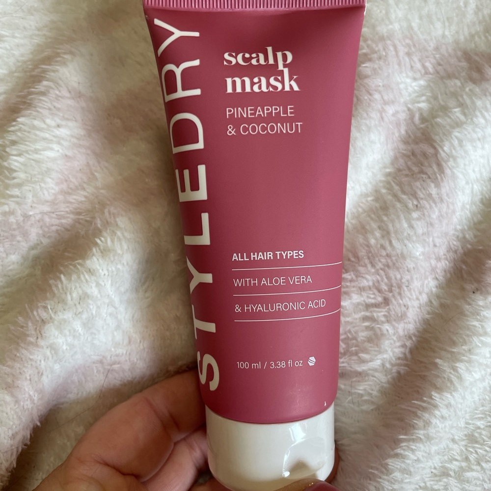 Pink Scalp Mask with Aloe Vera